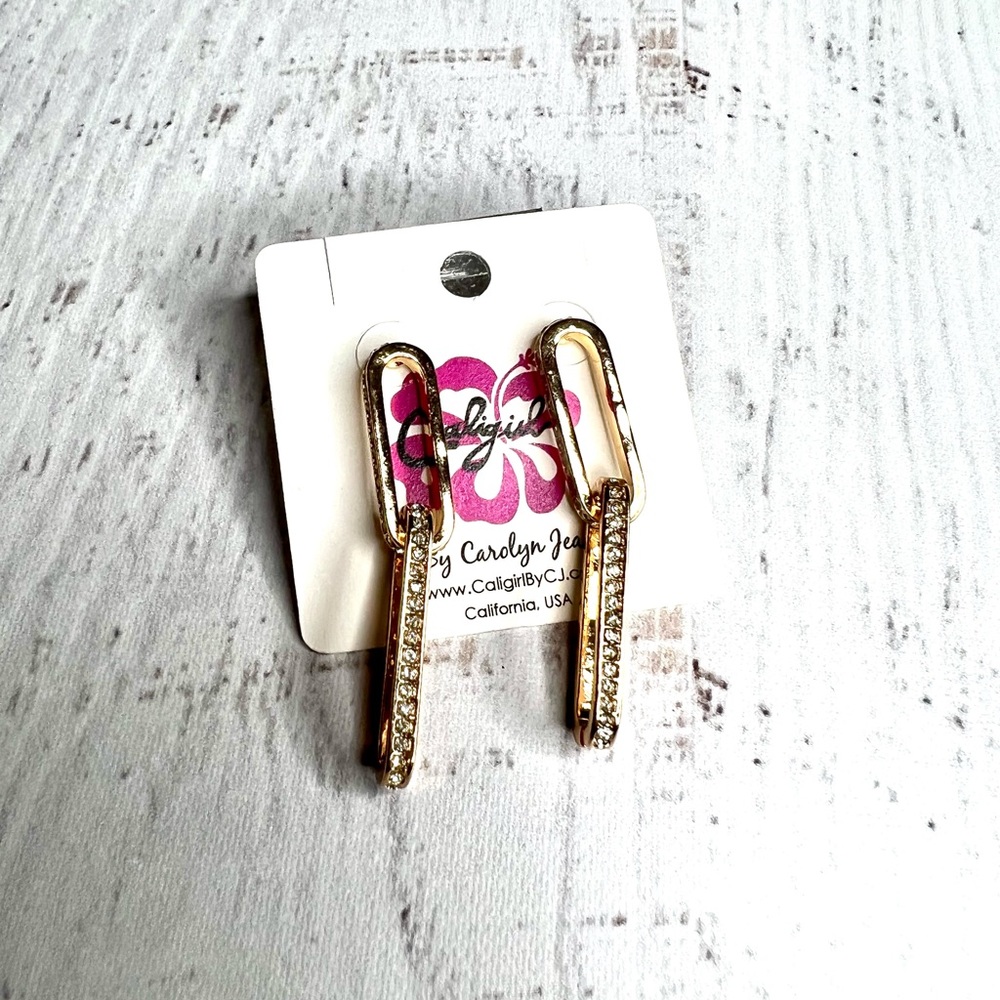 Caligirl Link Earrings